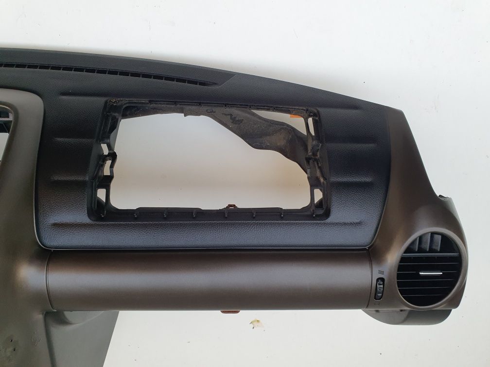 LEXUS IS200 IS300 deska rozdzielcza konsola przed lift 99-05
