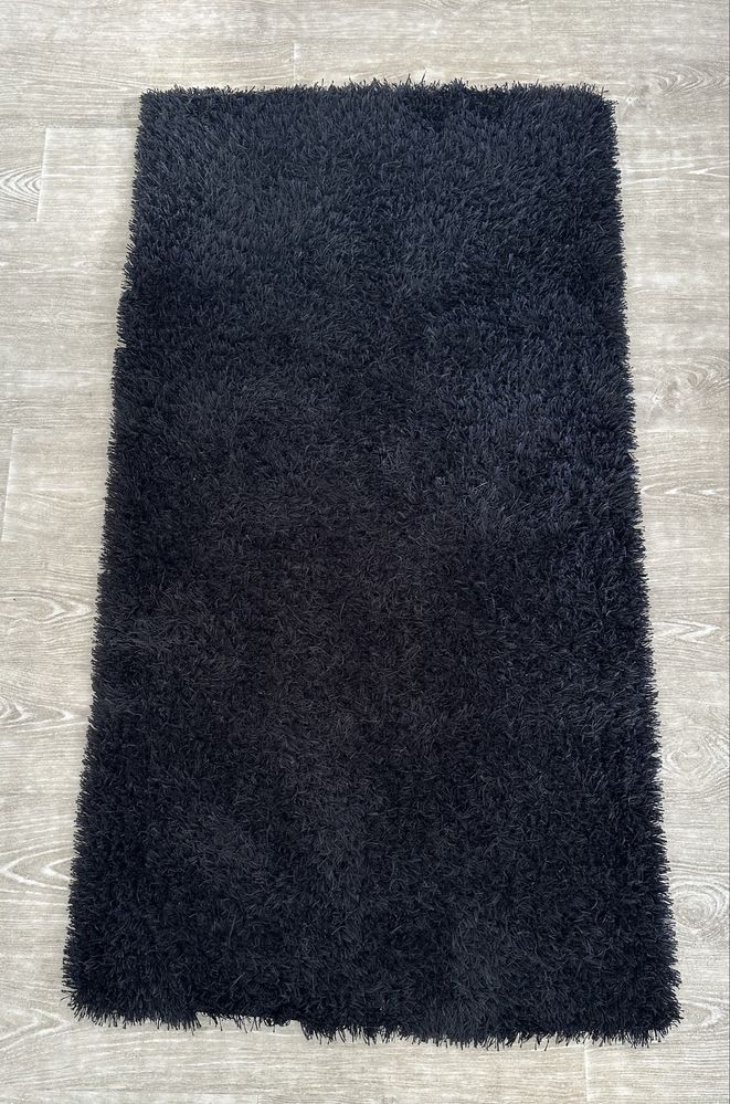 Tapete entrada shaggy preto 150x80cm