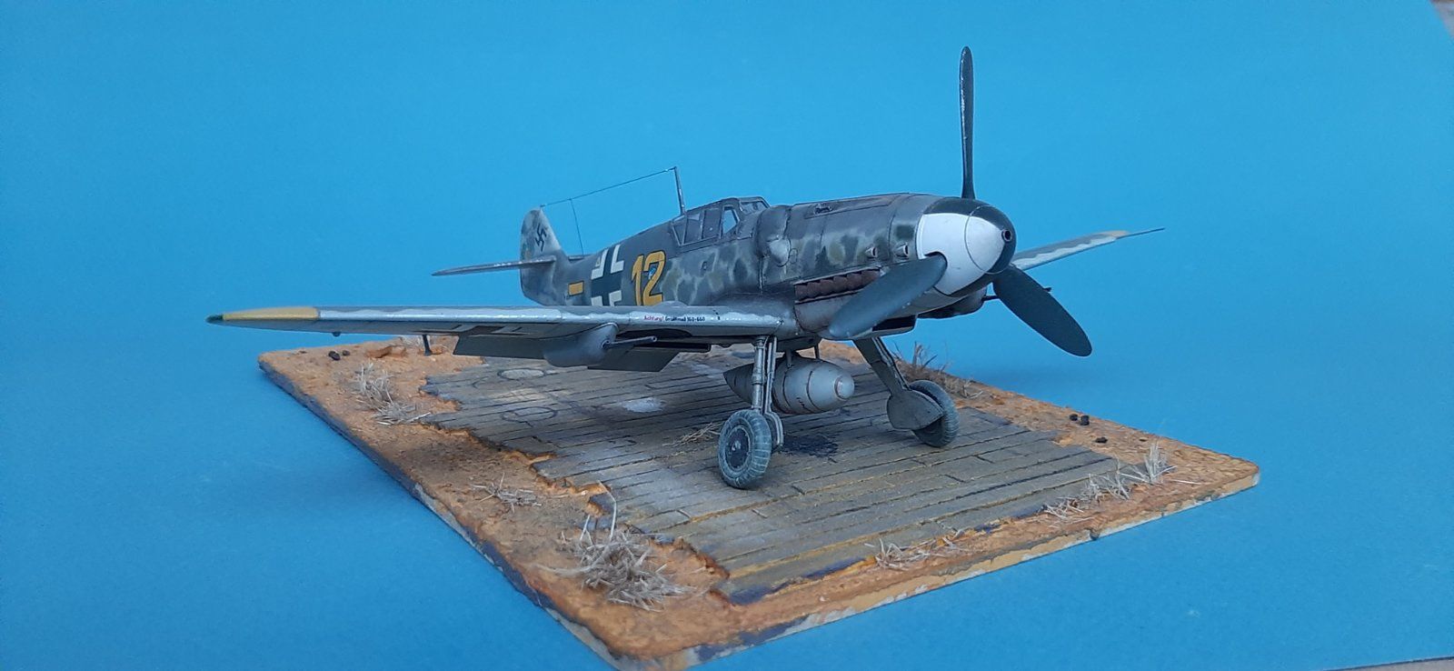Модель самолета  Ме bf 109 G 6 1/48