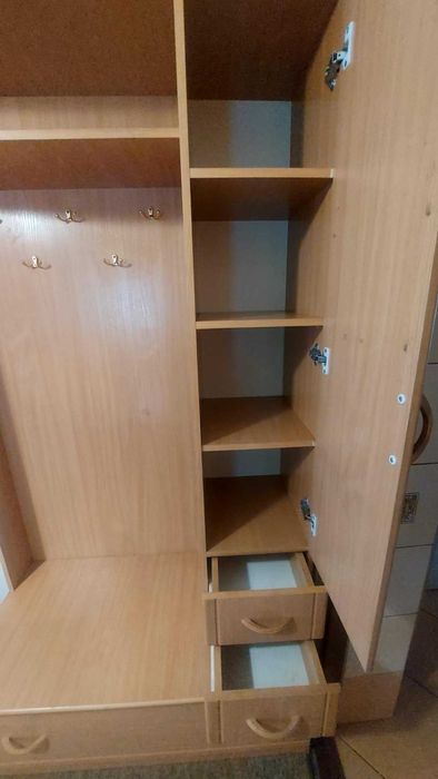 Szafka do przedpokoju