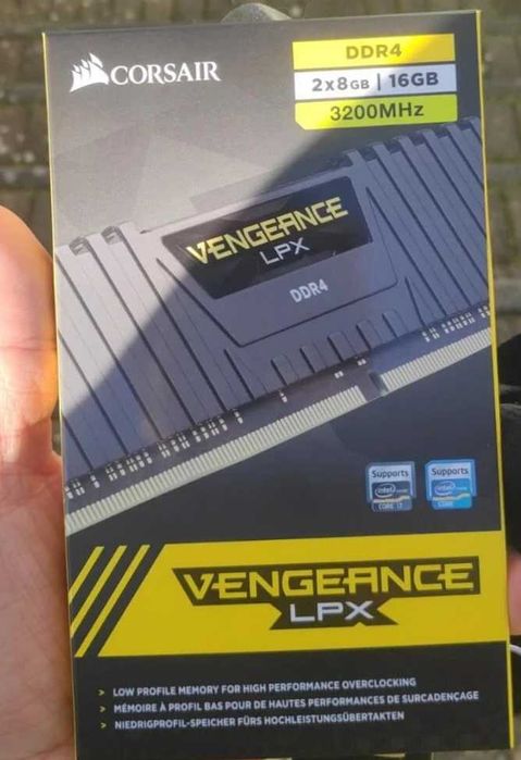 VENGEANCE® LPX 16GB (2 x 8GB) DDR4 DRAM 3200MHz