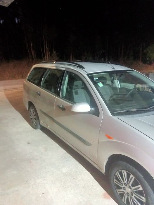 Ford focus 2002 por 1500 euros