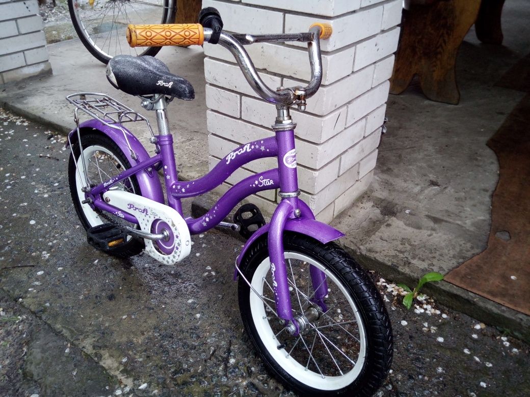 Велосипед profi 14"для дівчинки