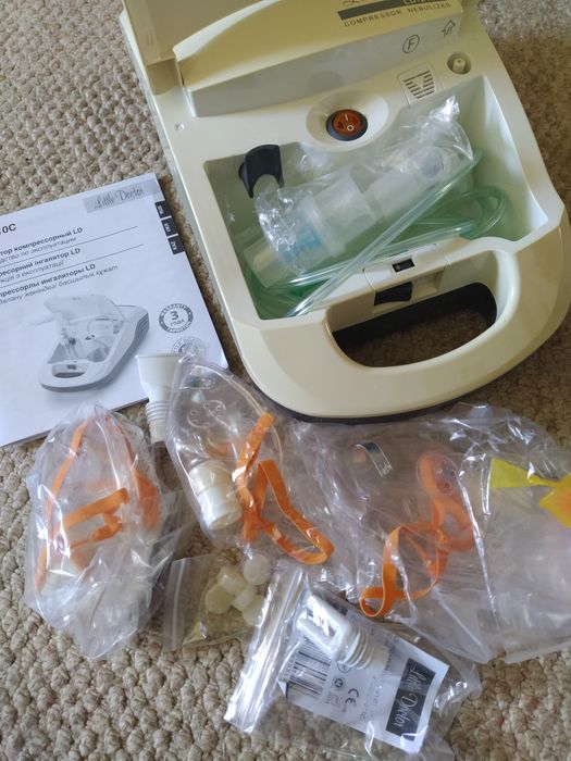 Інгалятор компресорний Little Doctor LD-210C