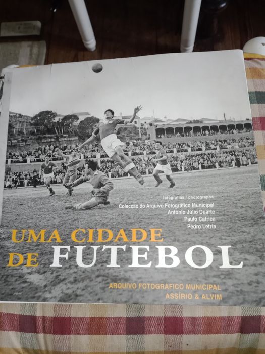 Livro Uma cidade de Futebol