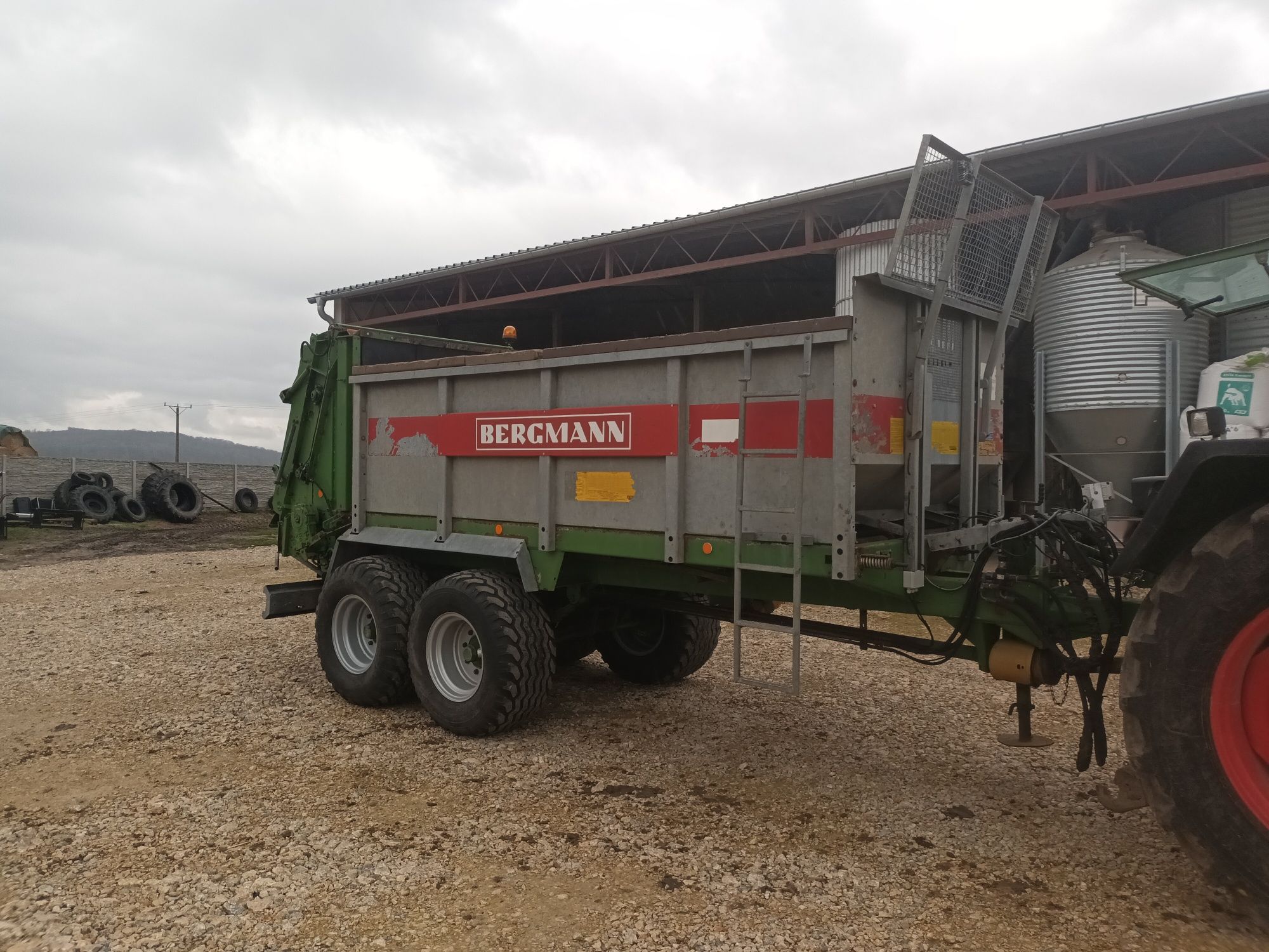 Rozrzutnik Bergmann TSW 800 sprowadzony z Niemiec (nie Fliegl, Annab