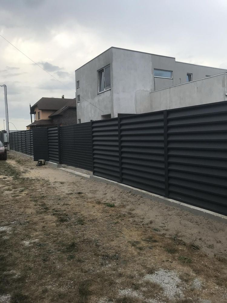 Паркани, забори, огорожі, забори з сітки, профнастилу, жалюзів