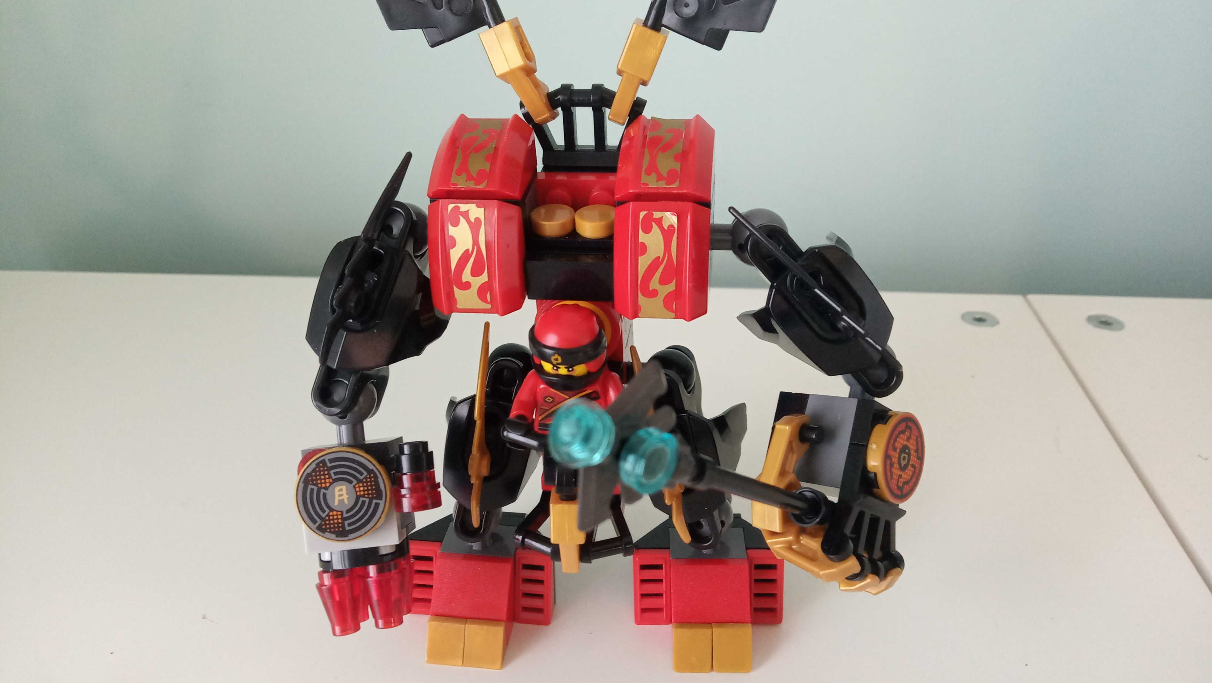 Lego Moc ninjago ognisty robot Kai'a + mini-figurka Kai'a