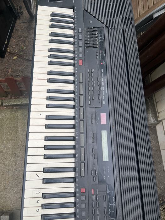 Keyboard Yamaha PSR-6700
