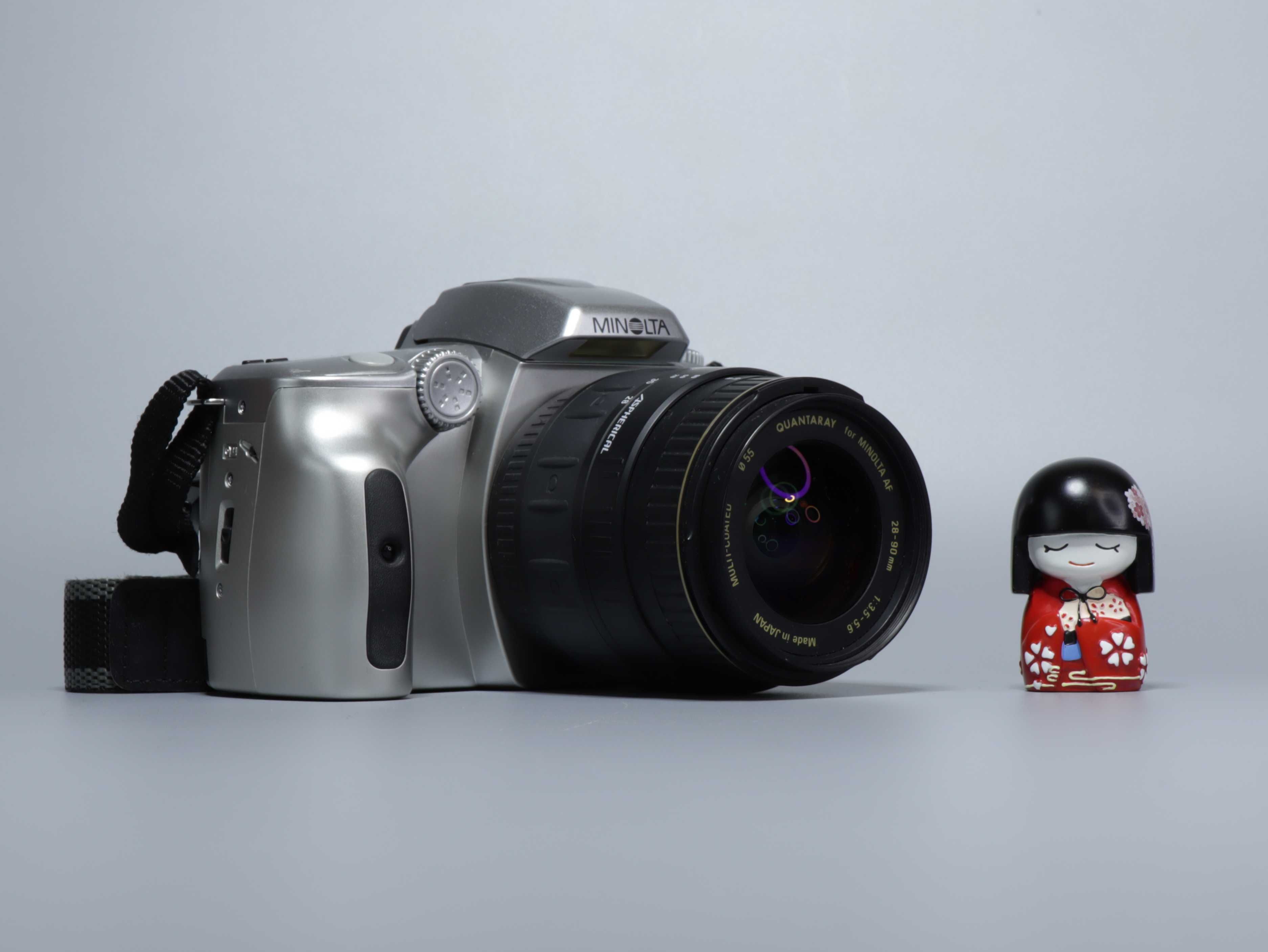 Пленочный фотоаппарат Minolta Maxxum 50 тестирован как новый