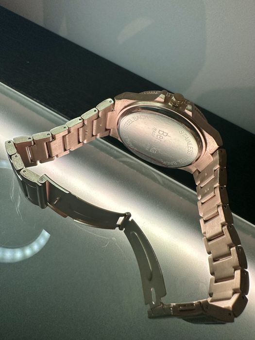 Zegarek złoty Bershka unisex nowy!