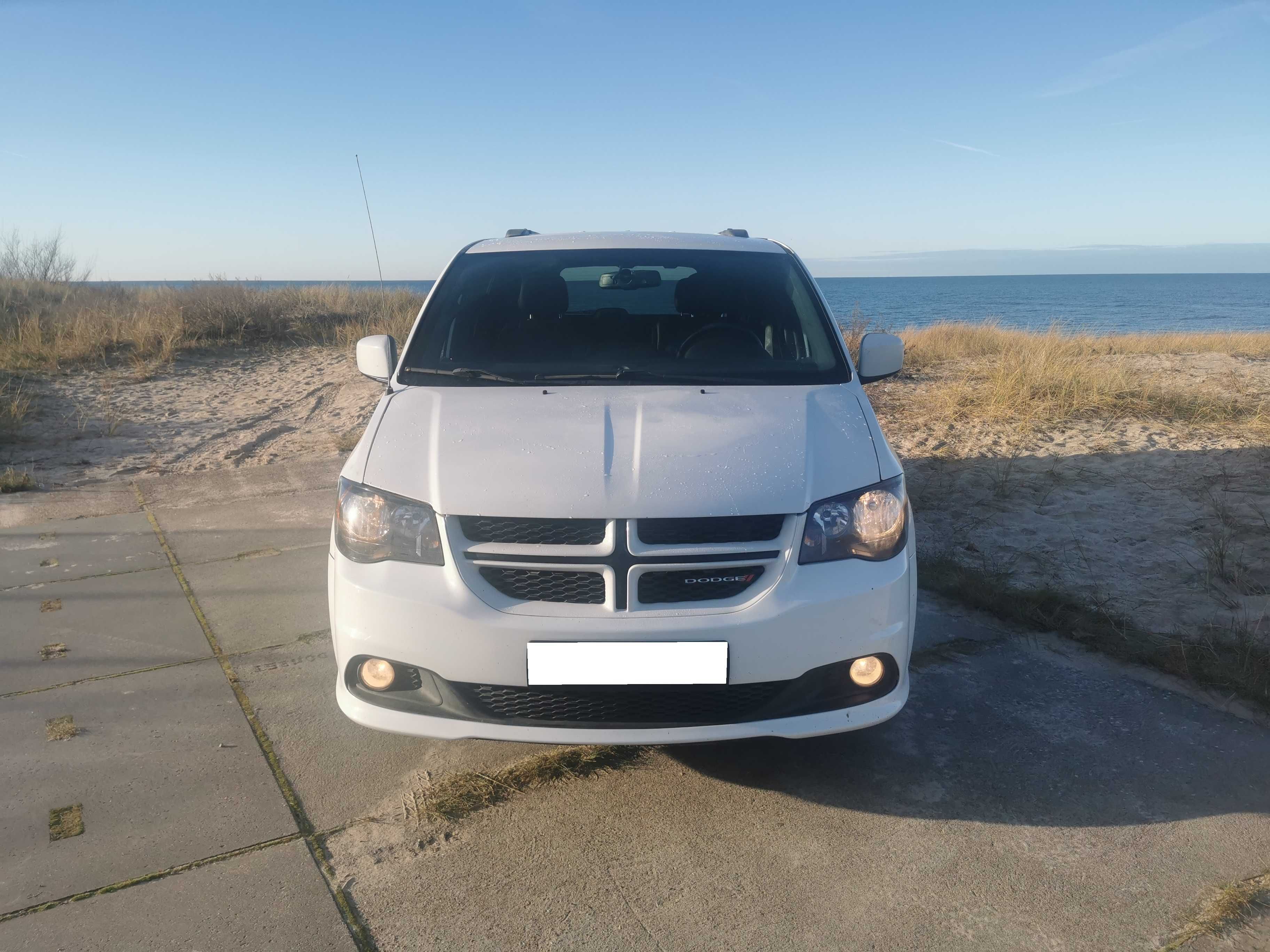 2018 Dodge Grand Caravan GT  + hak - faktura 23 %