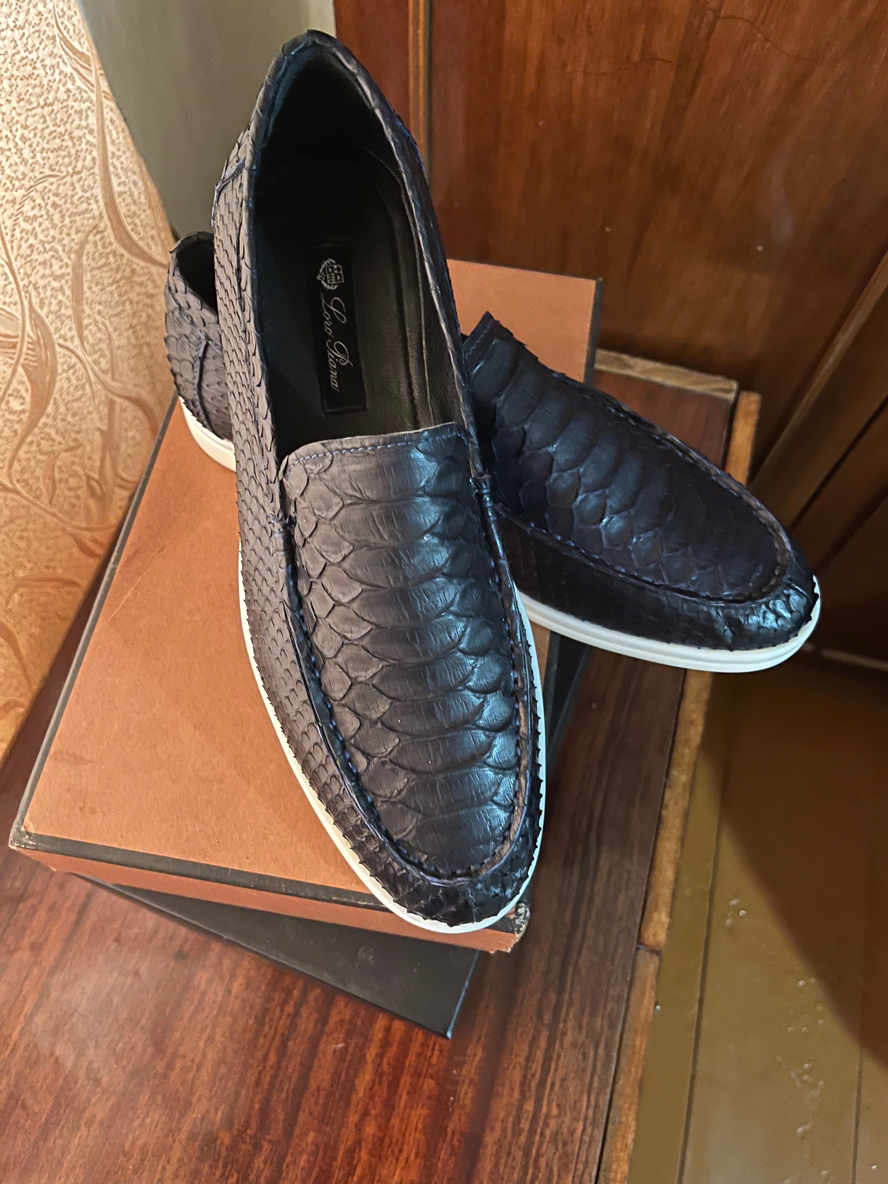Лоферы Loro Piana мужские из кожи питона