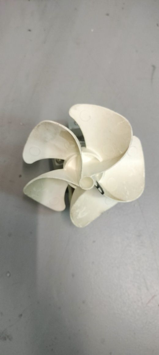 Motor de Microondas