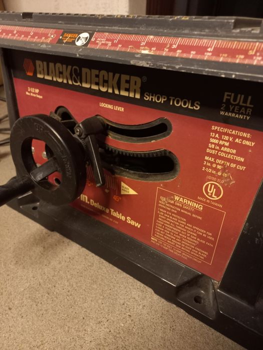Piła stołowa Black & Decker