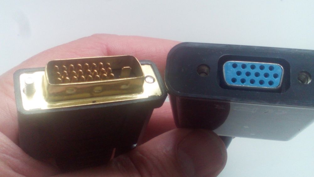 DVI-D HDMI Display Port > VGA Full HD адаптер конвертер переходник