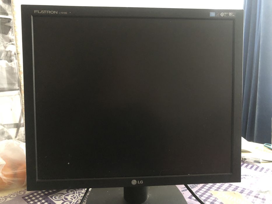 Монітор LG.   (В чудовому стані)