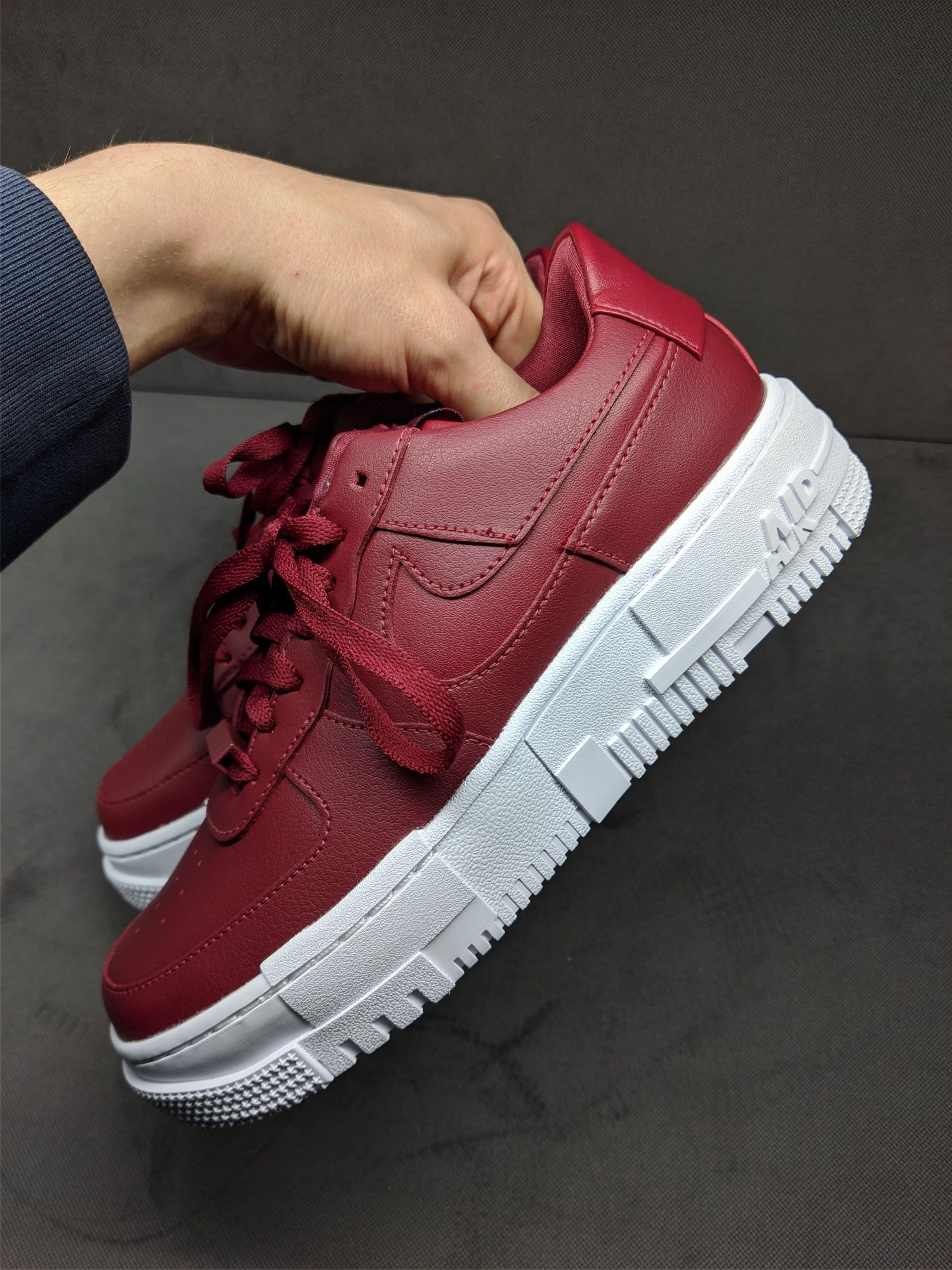 Nike Air Force 1 Pixel bordowe r. 39