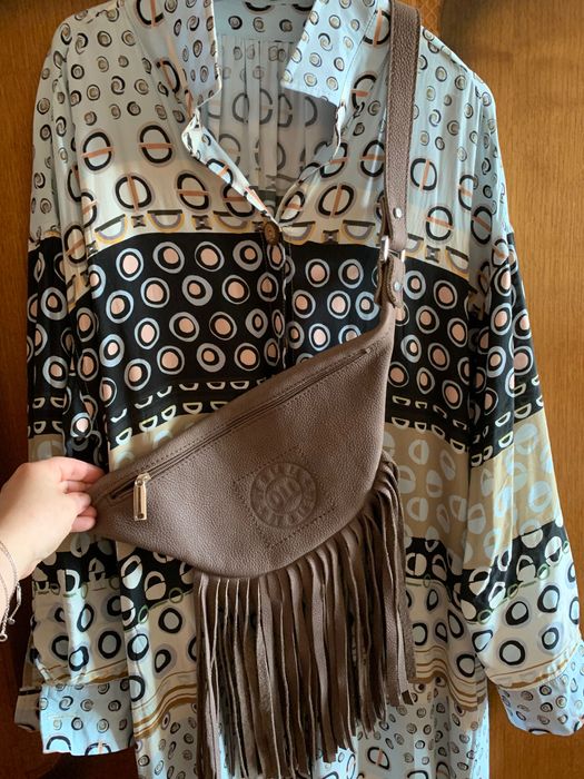 Сумка бананка женская кожаная