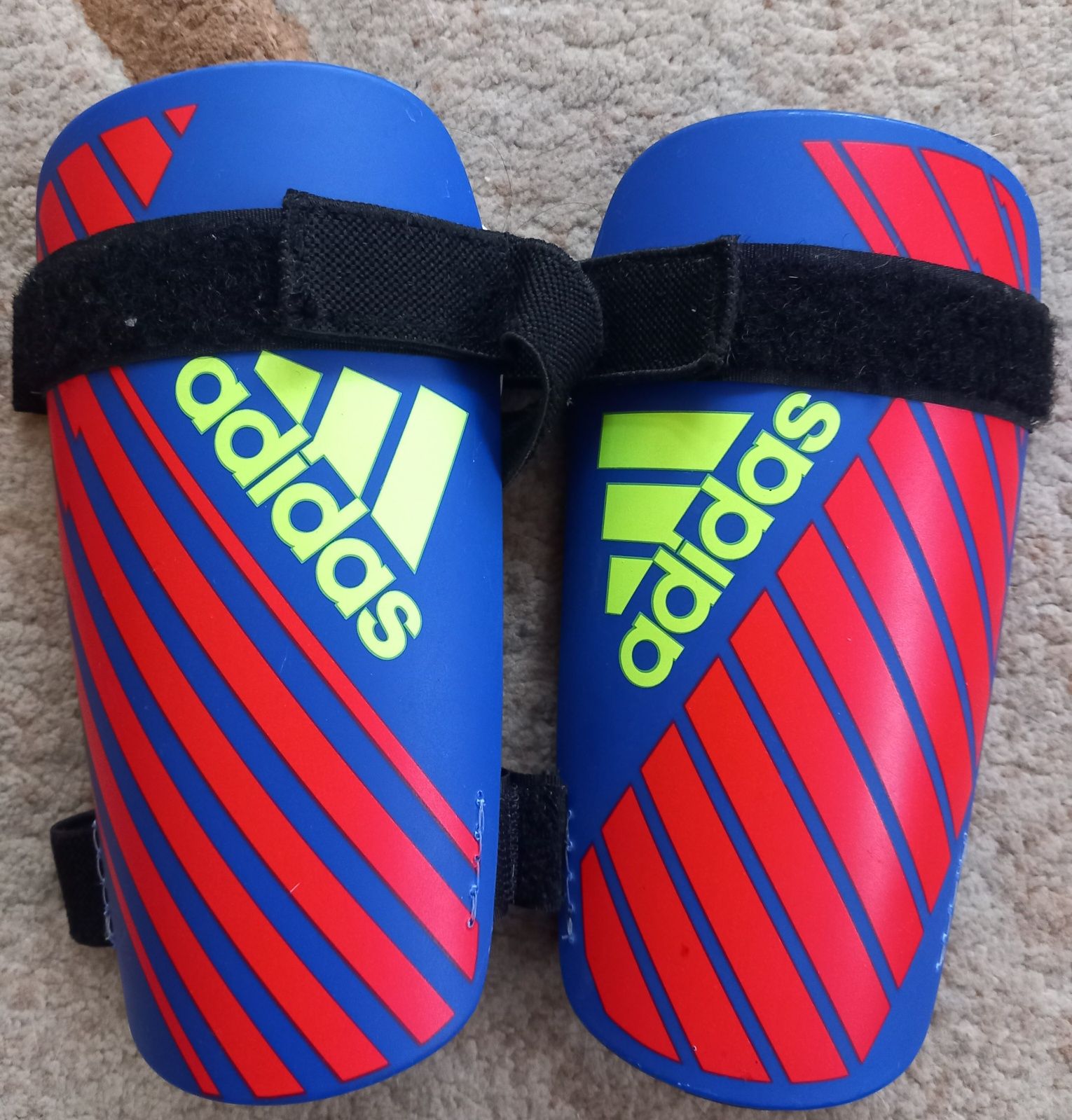 Ochraniacze na nogi adidas