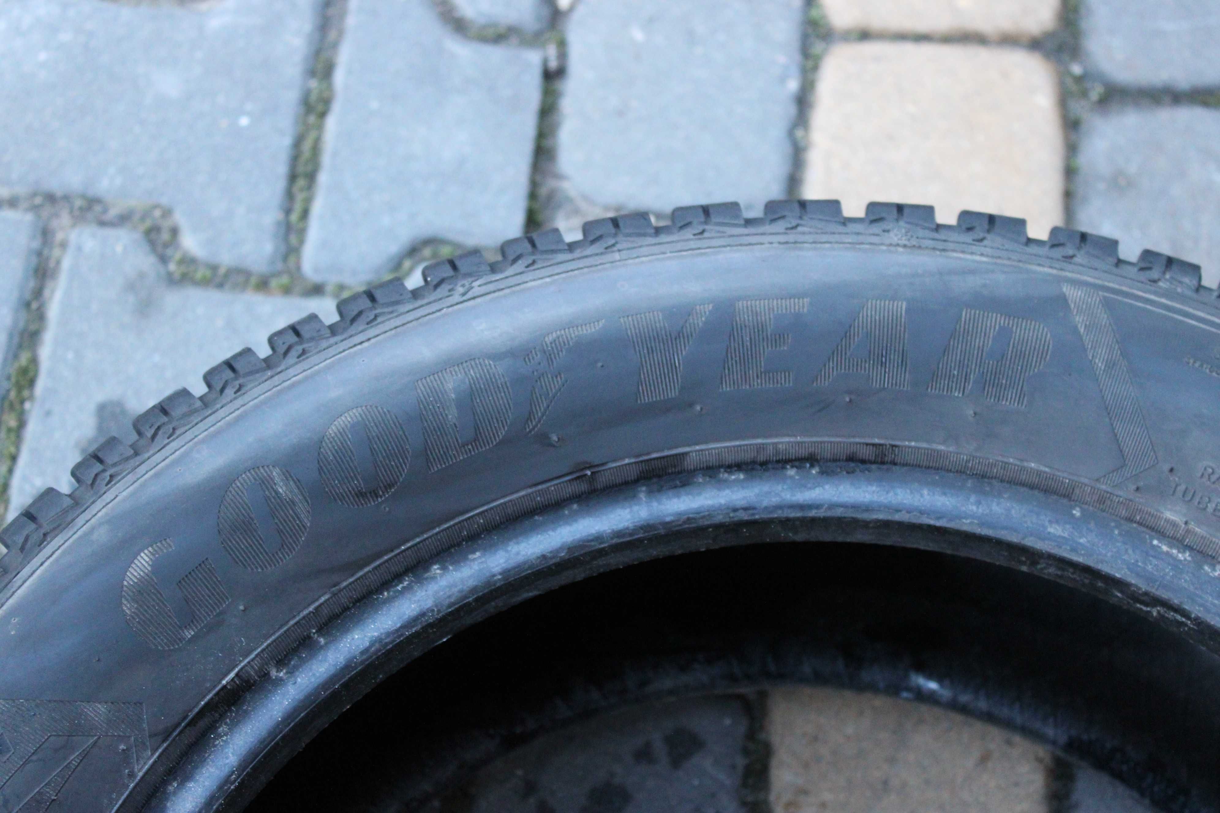 Opony Zimowe 225/55R17 GoodYear Ultra Grip 8 Performance 97H 14r.