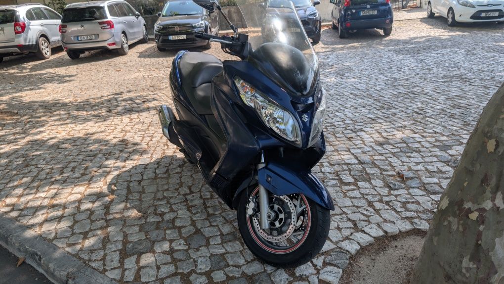 Burgman 400cc 2008. URGENTE