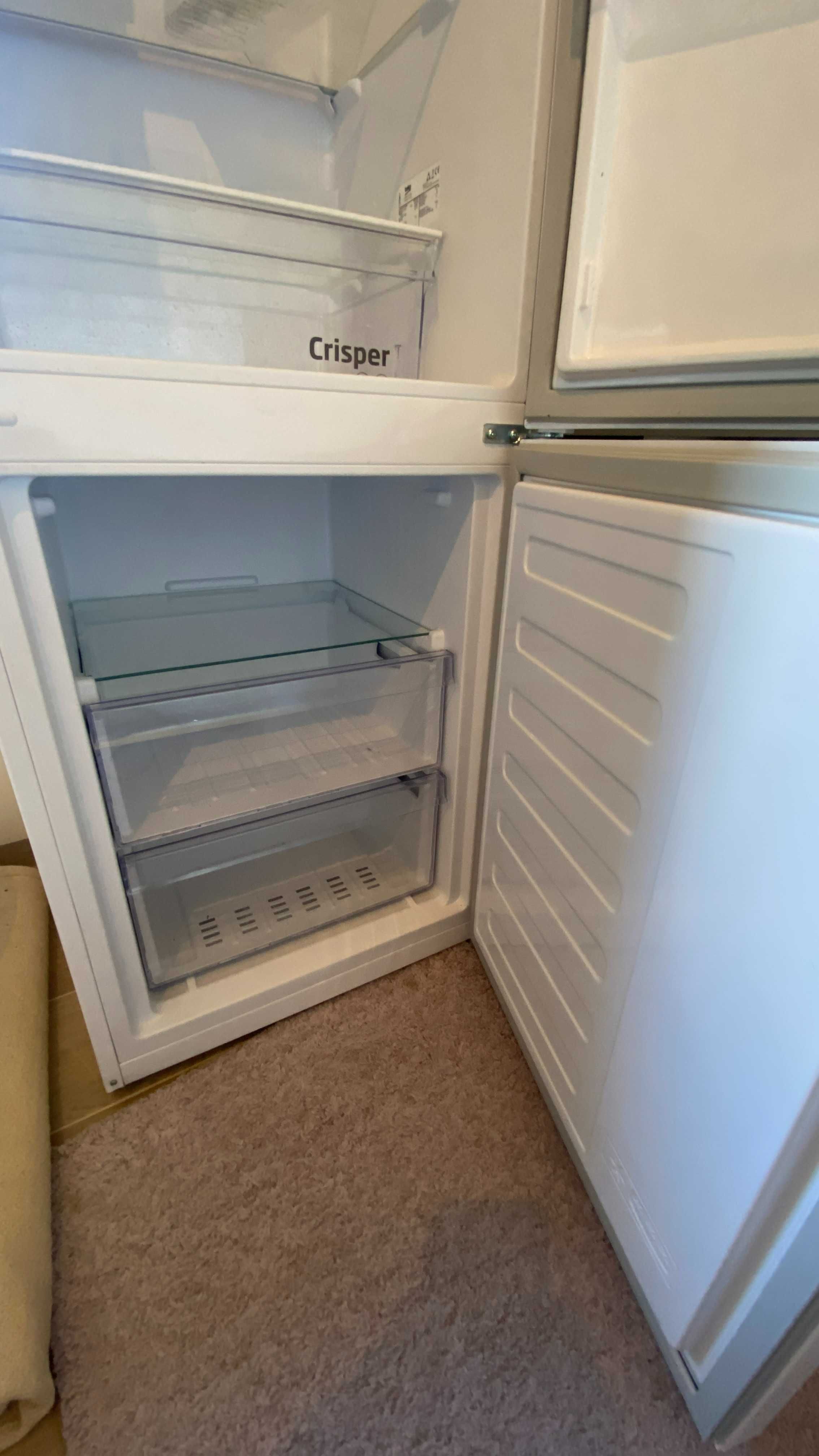 Lodówka Beko K54305 wysokość 180cm szerokość 54cm głębokość 57cm