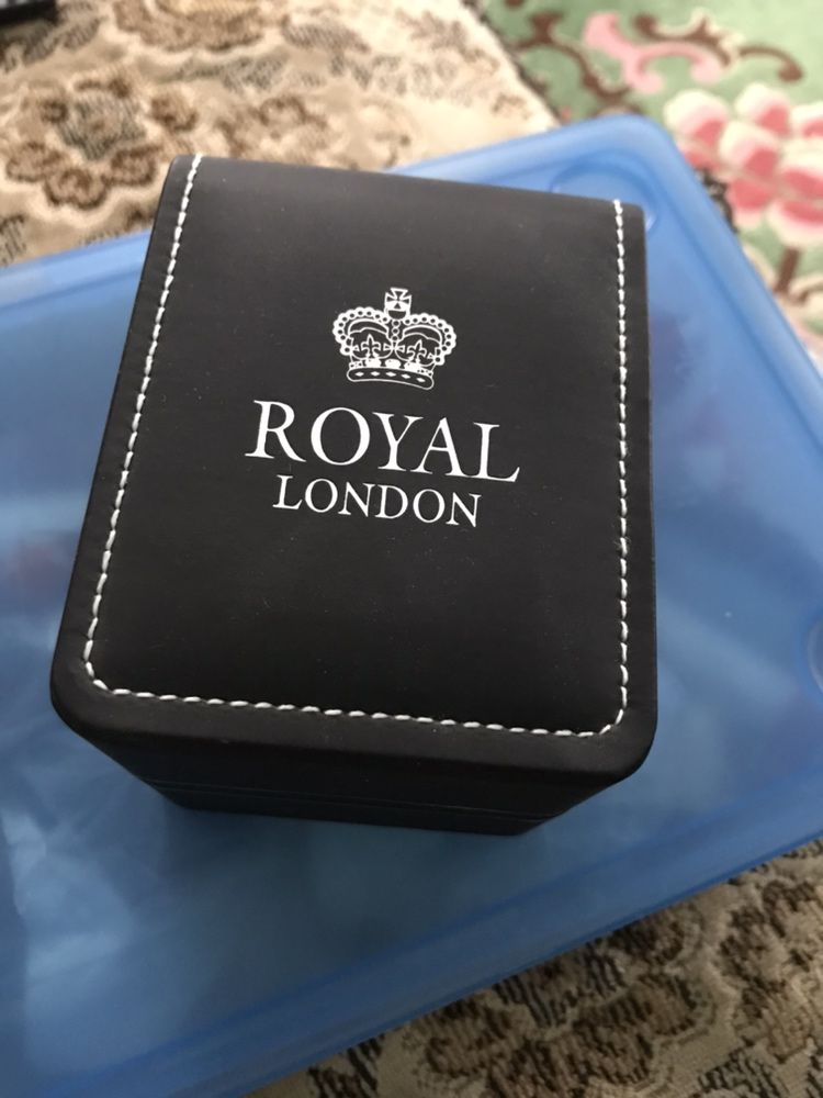 Годиник Royal london