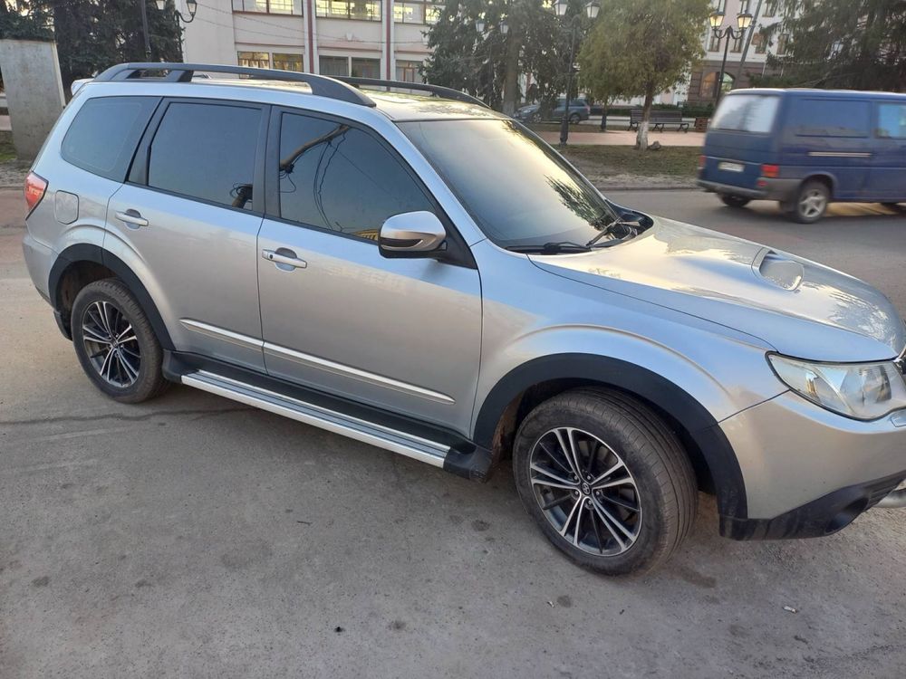 Subaru Forester 2011 р 2.0 D. 4*4 АВТО на максимальній комплектації