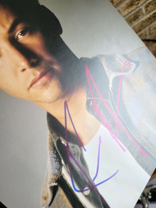 Автограф Киану Ривз Keanu Reeves