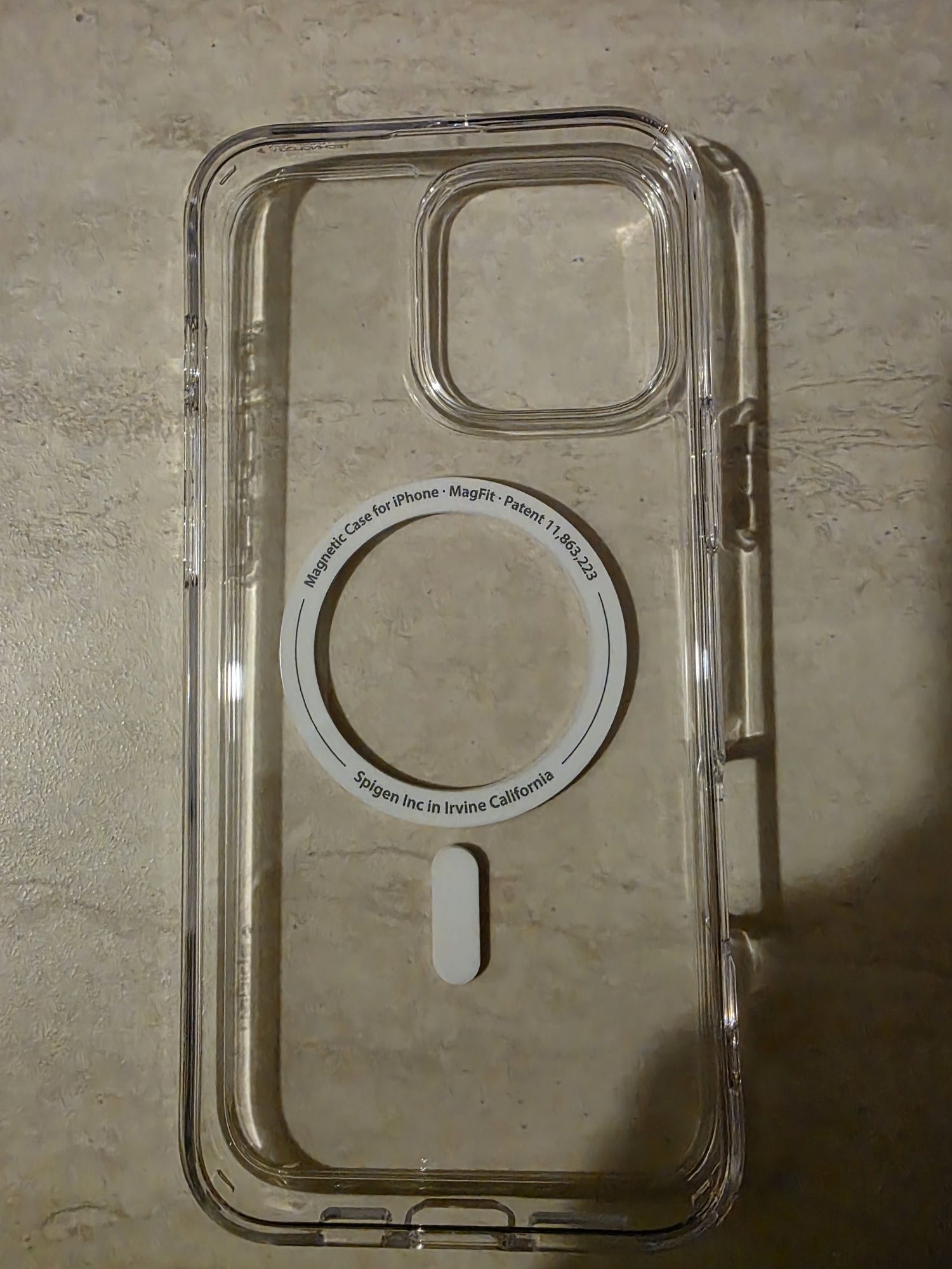 Etui IPhone 16 pro max/Spigen