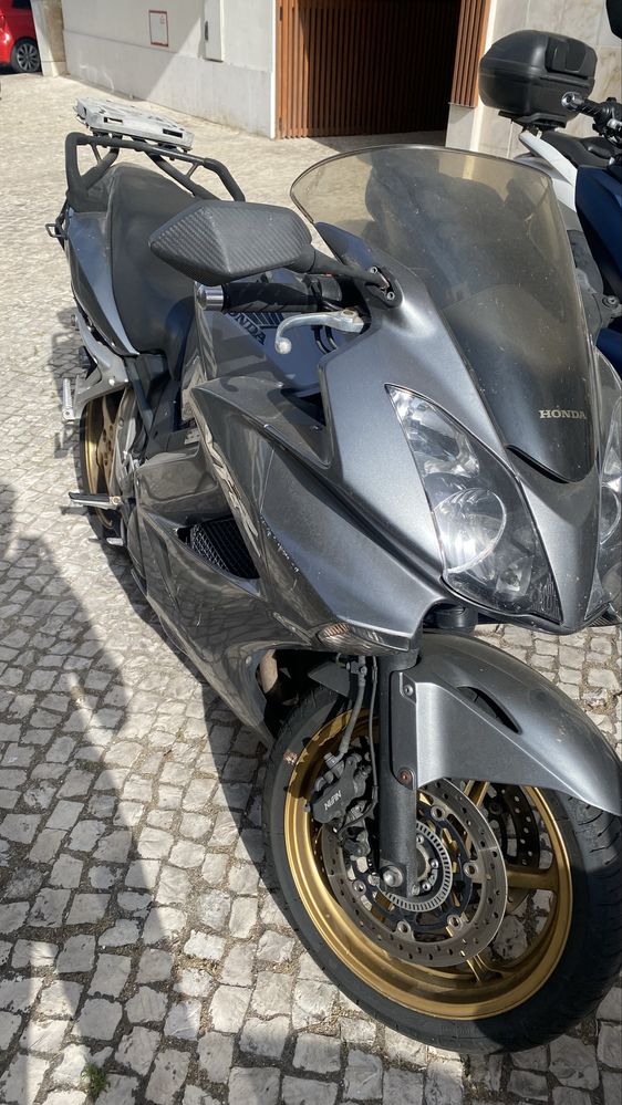 Honda VFR 800 VTEC