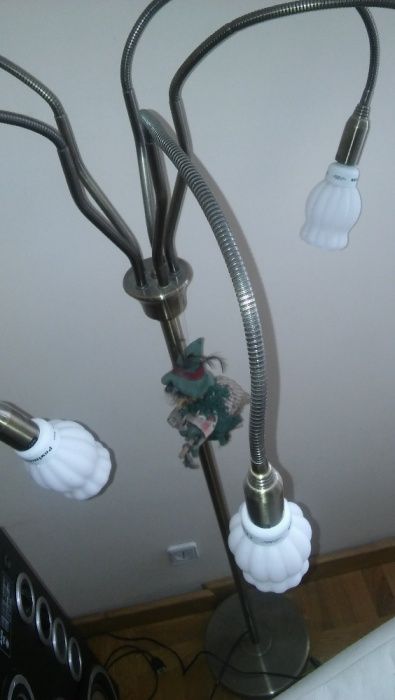 żyrandol +lampa stojąca