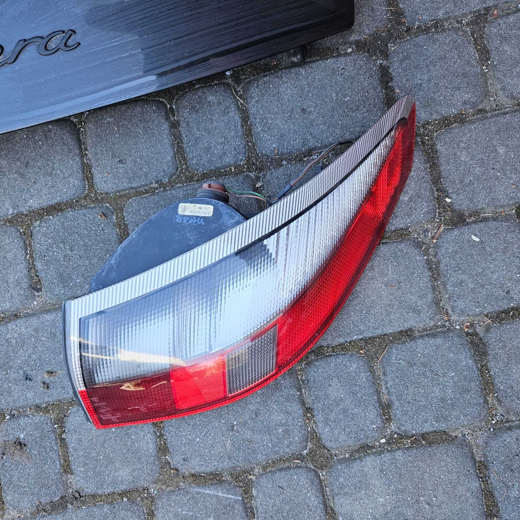 lampa tylna prawa porsche 996