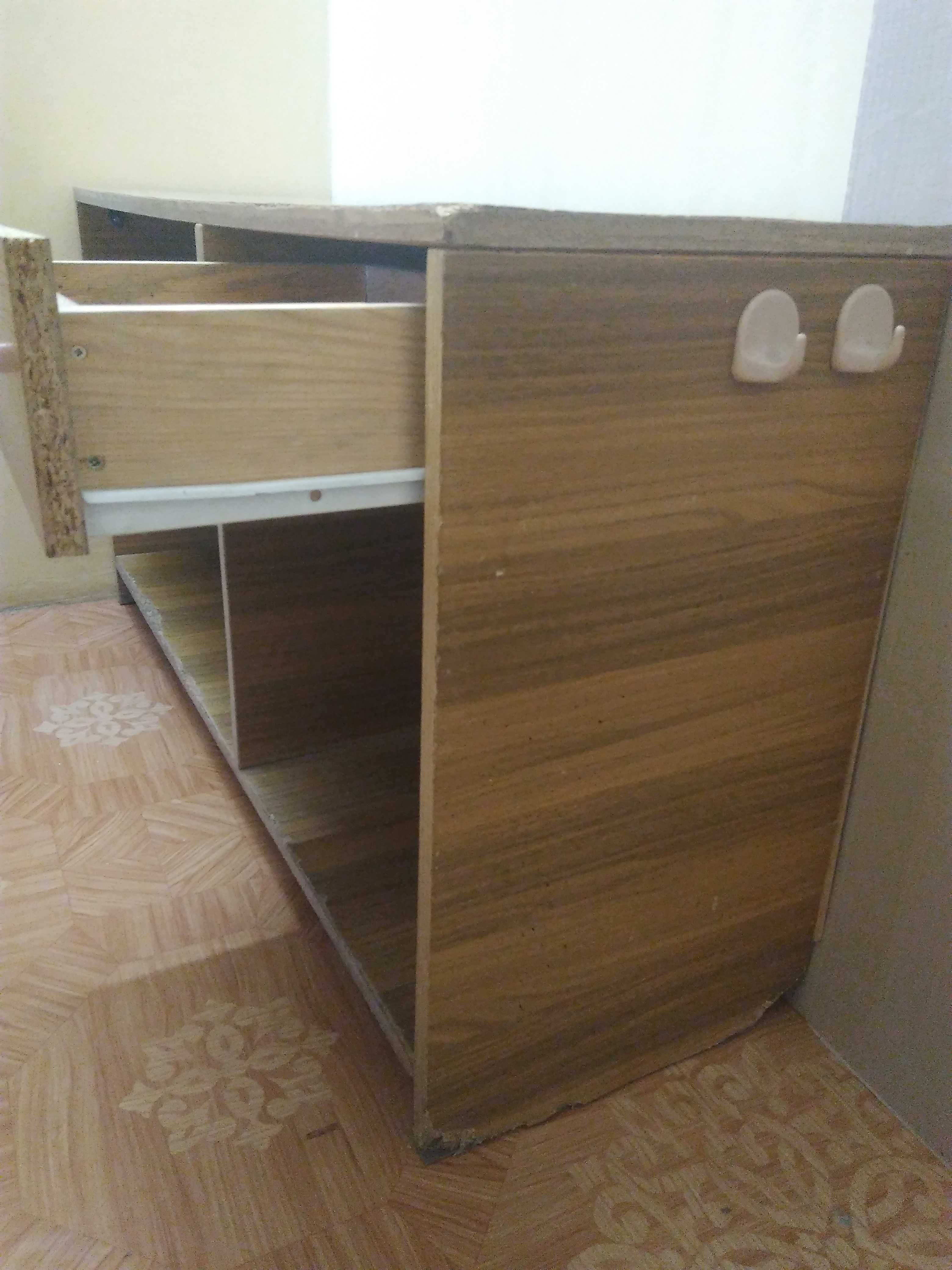 Тумба для обуви с ящиком. Самовывоз, левый берег.