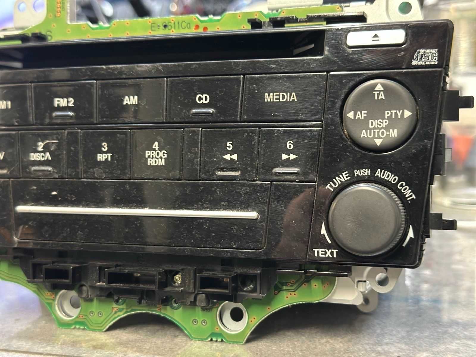 Fabryczne Radio Mazda 6 GR4B66DSX