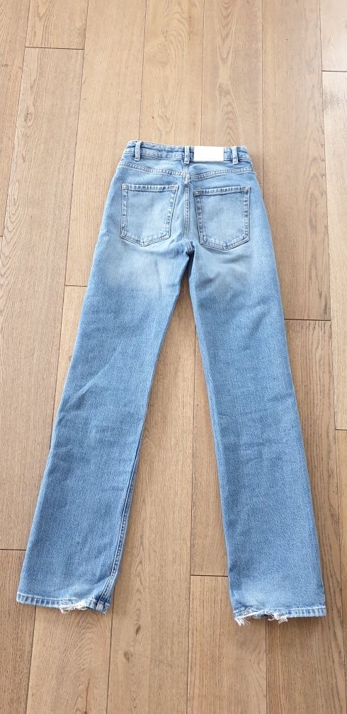 STRADIVARIUS jeansy  r. 32