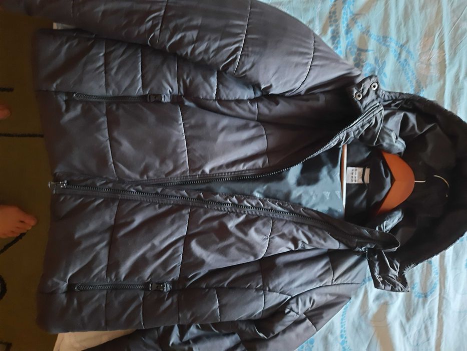 продам куртку жіночу ADIDAS, розмір 48
