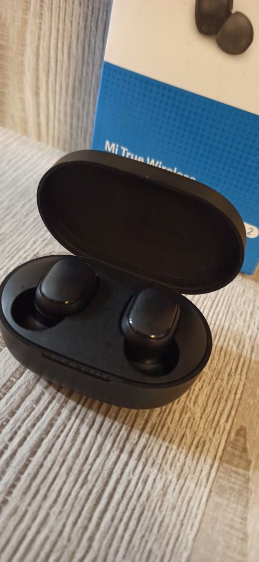 Бездротові навушники Mi True Wireless Earbuds Basic 2