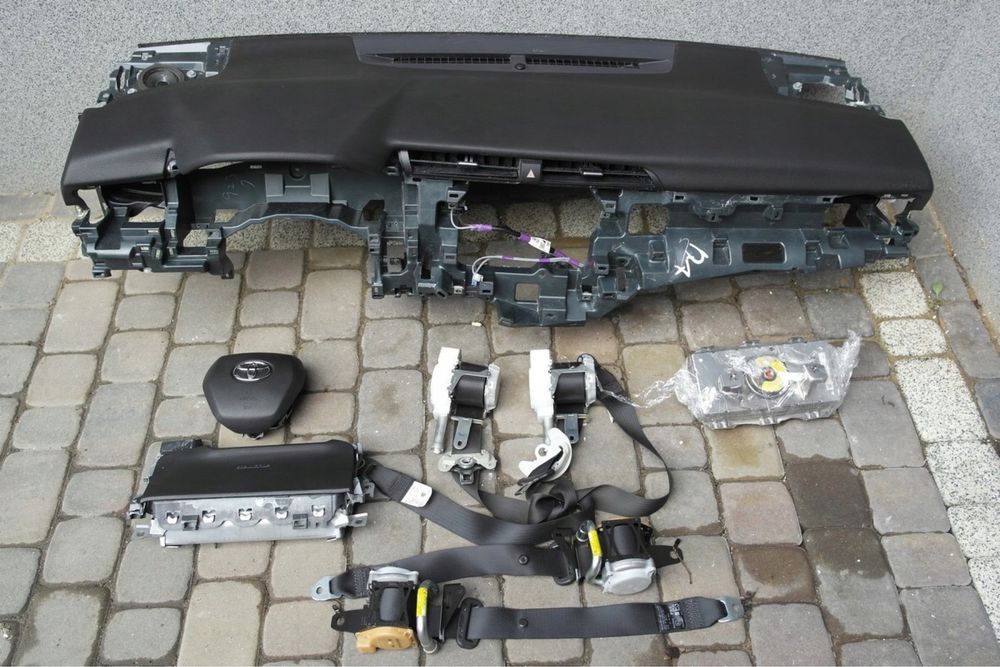 Toyota Camry 70 безопасность: подушка, шторка, ремни, торпеда РАЗБОРКА