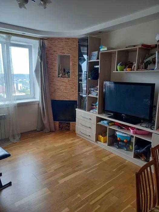 Продам 2 кімнатну квартиру в центрі міста Ірпінь