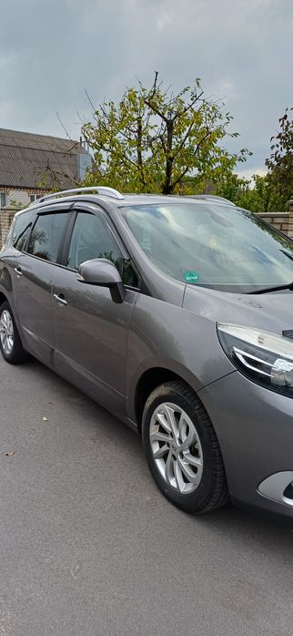 Рено Гранд Сценік