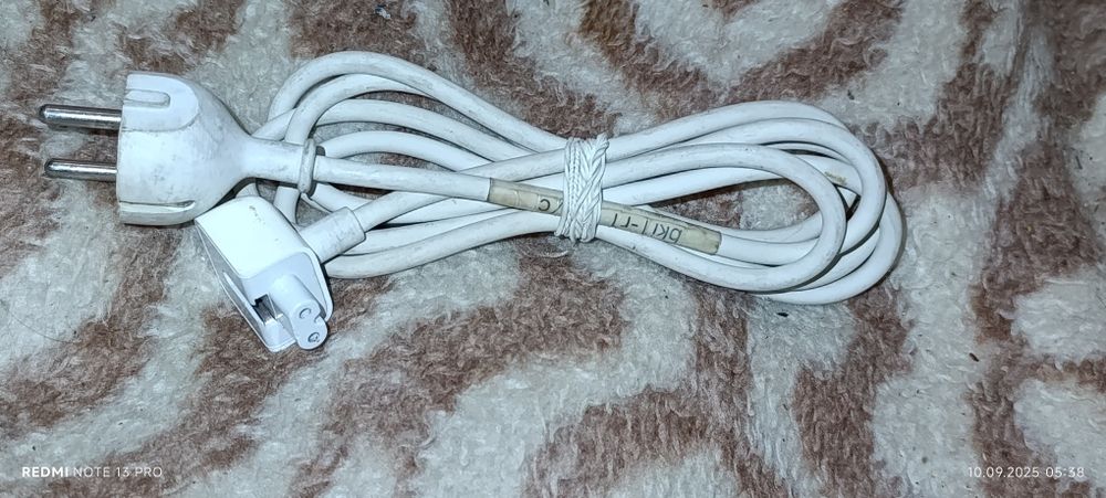 Sprzedam oryginalny kabel Apple