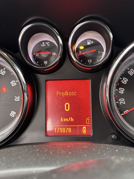 Opel Astra J 1.6 TURBO 180KM