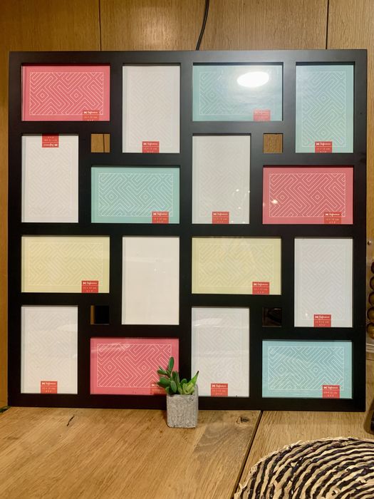 Moldura preta para varias fotografias