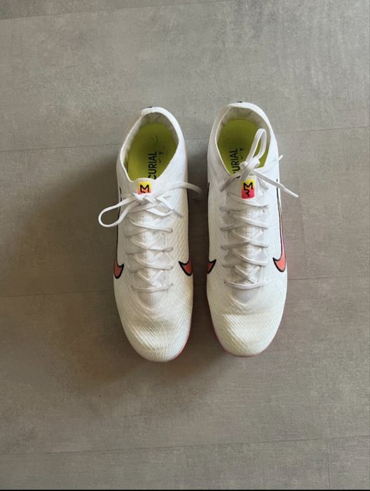 Chuteiras Nike Mercurial