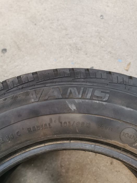 Para opon 195/70R14C Barum Vanis