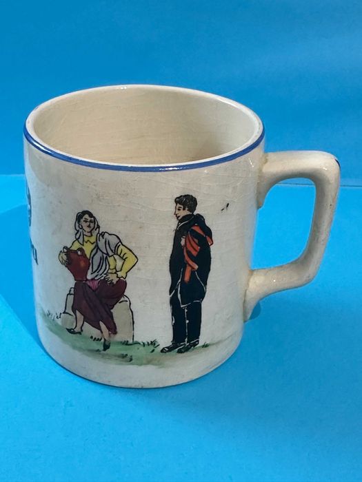 *** Sacavém - caneca em faiança antiga - Recordação de Coimbra