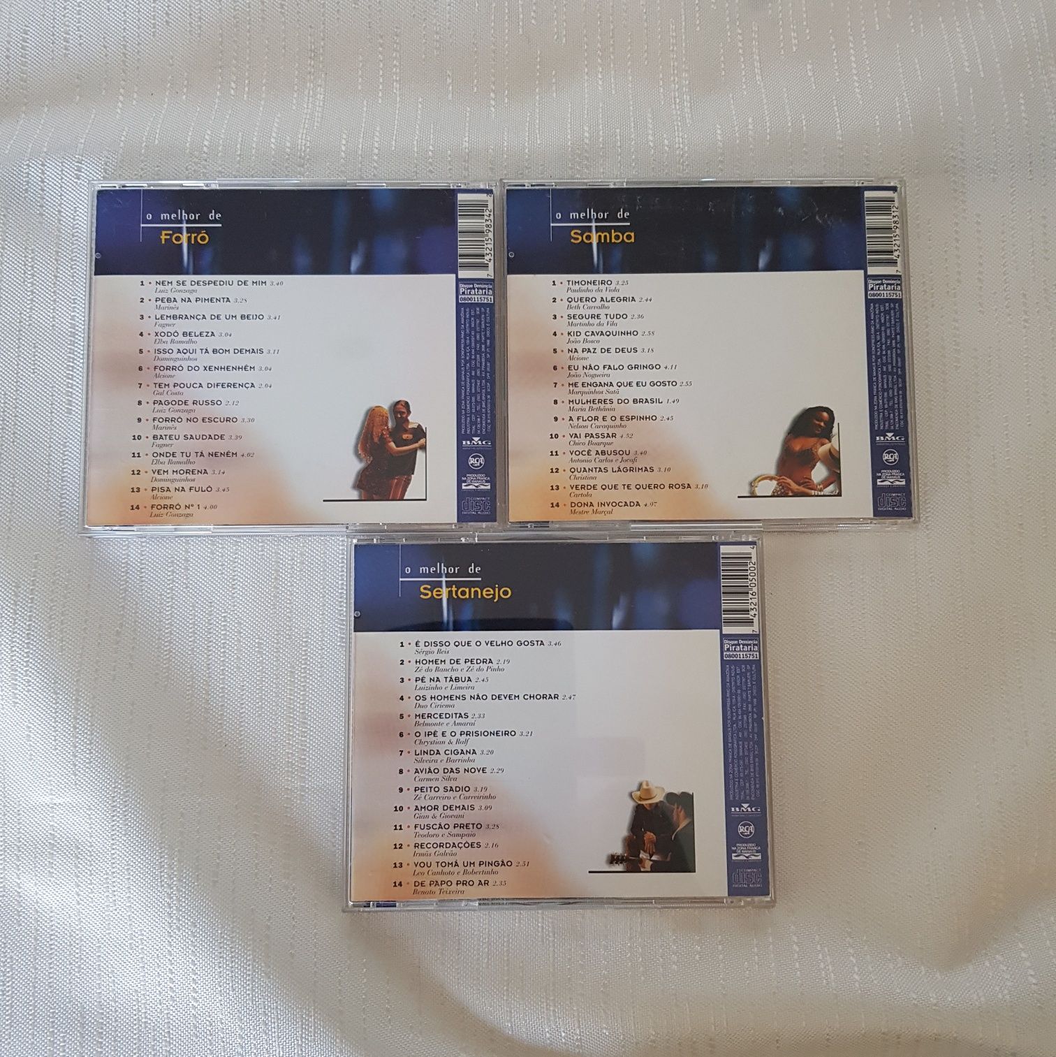 3 CDs de música- Forró, Samba e Sertanejo