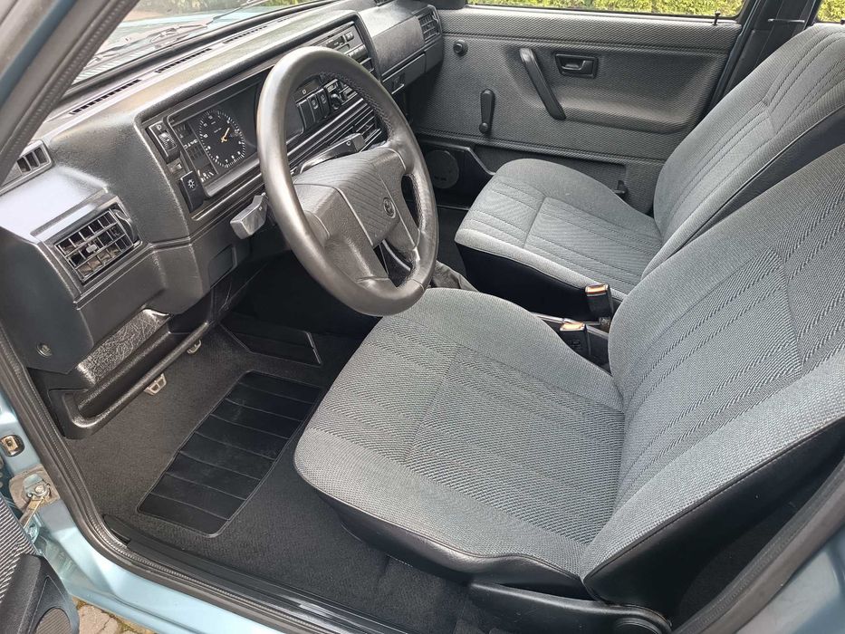 VW Golf 2 1,6 70 KM oryginał po generalnym remoncie